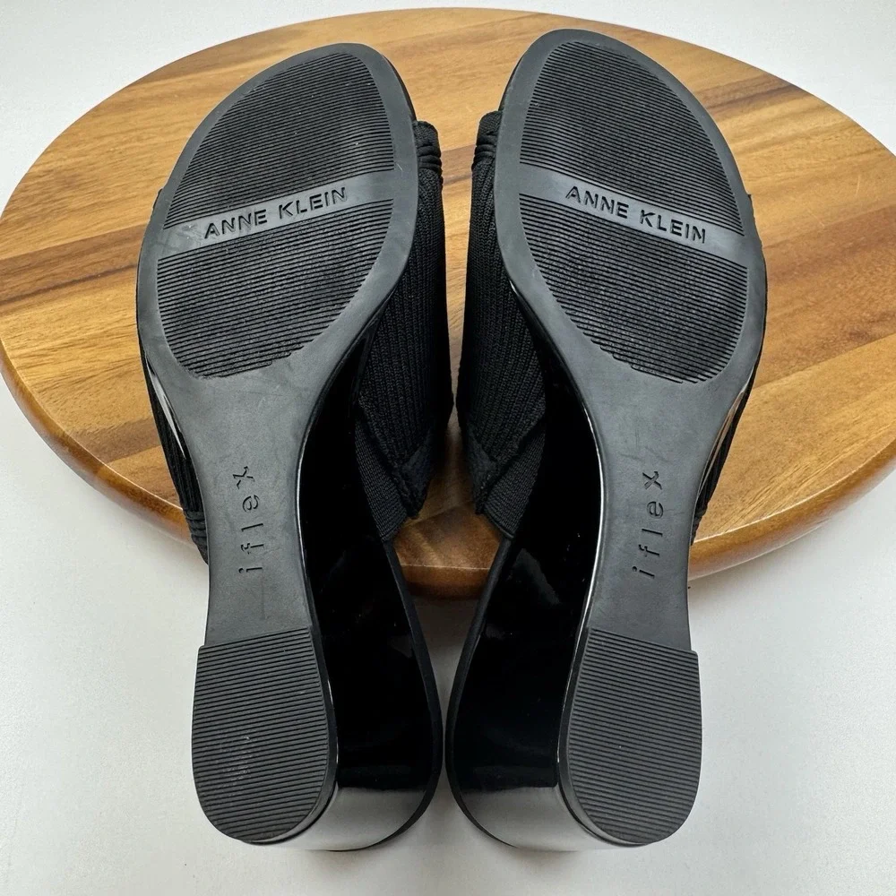 New NWOB Womens Anne Klein iFlex Capley Black Knit Slip On Wedge Sandals Size 8